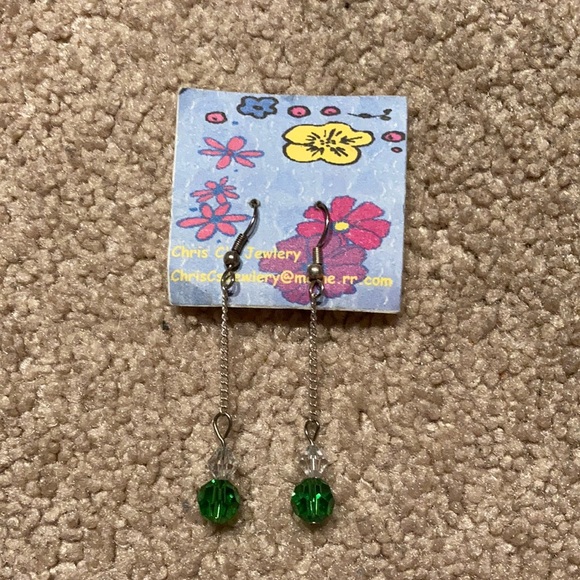 Other - 🎄3/$20🎄dangly earrings